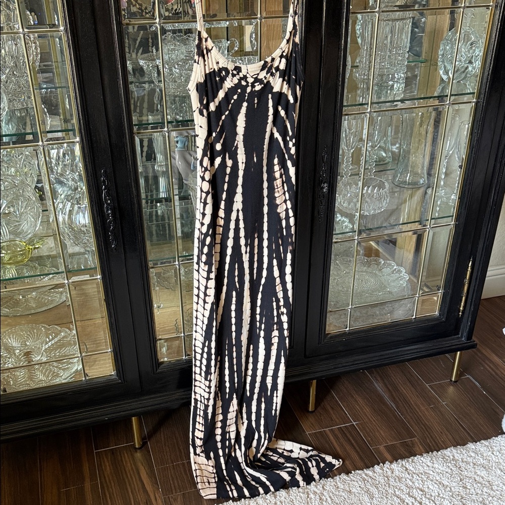 Black and Cream Tie-Dye Maxi Dress